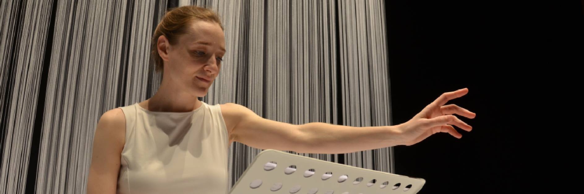 Foto dell'attrice Leda Kreider in scena